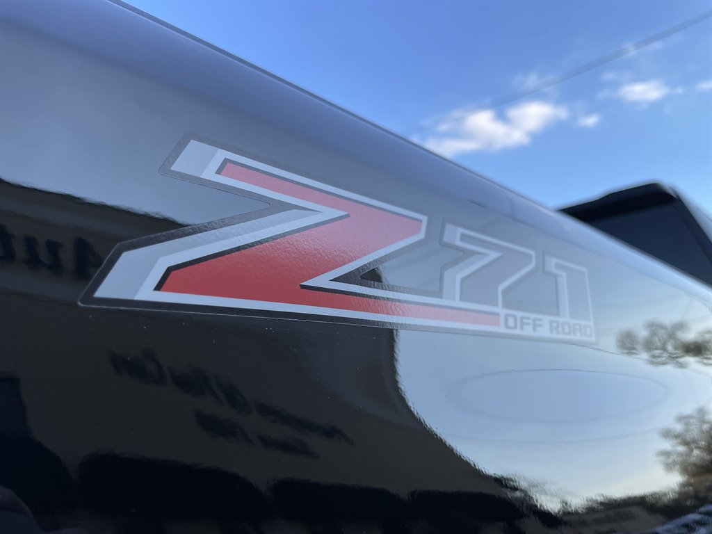 2022 Chevrolet Silverado 2500 High Country photo