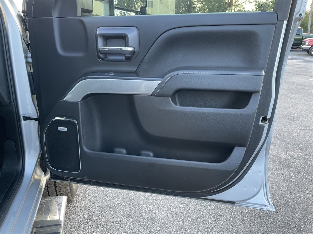 2019 Chevrolet Silverado 2500 LTZ photo