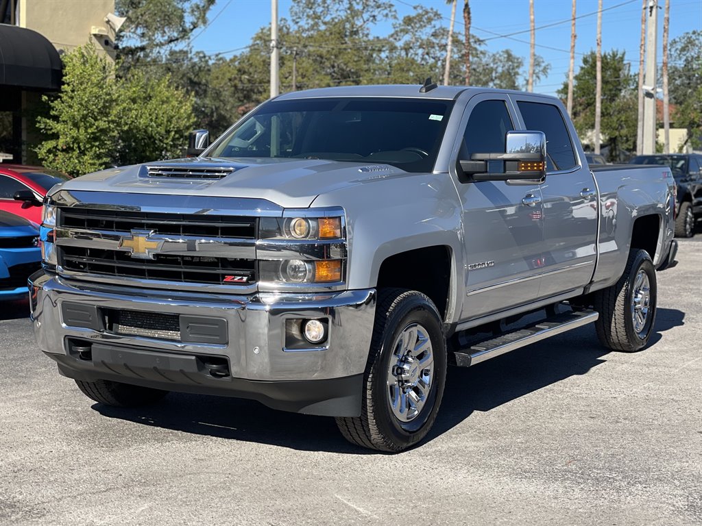 2019 Chevrolet Silverado 2500 LTZ photo