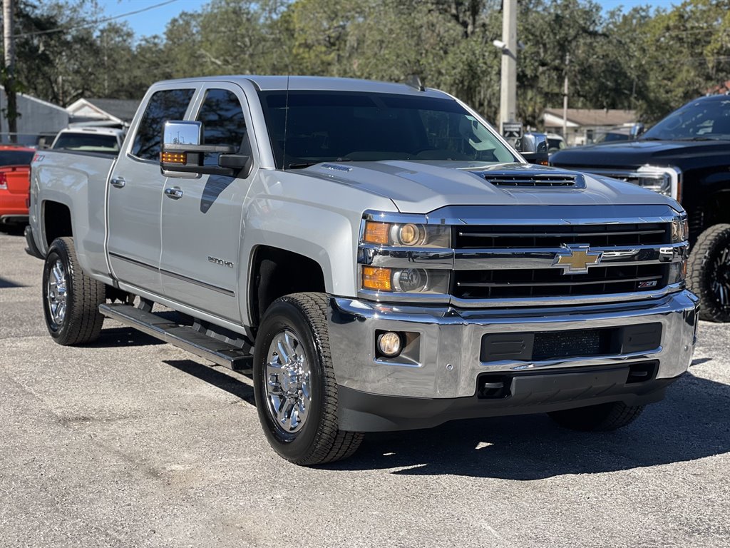2019 Chevrolet Silverado 2500 LTZ photo