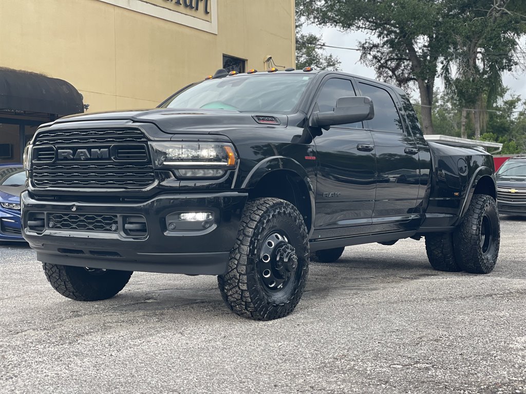 2020 Ram 3500 - $59,999