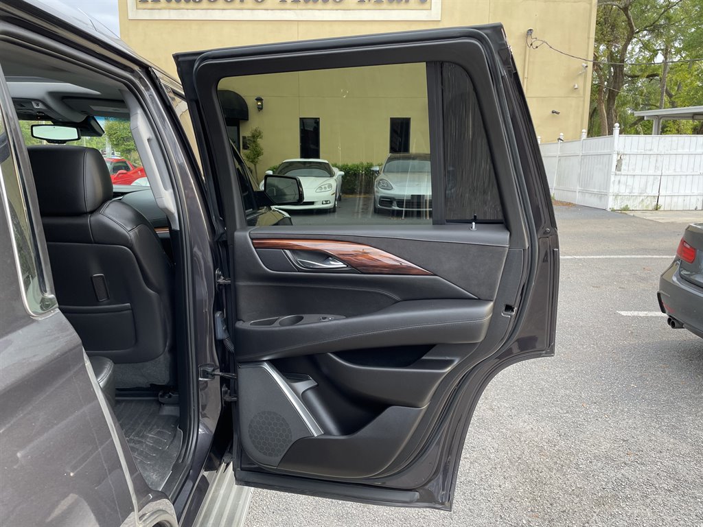 2015 Cadillac Escalade Luxury in Tampa, FL