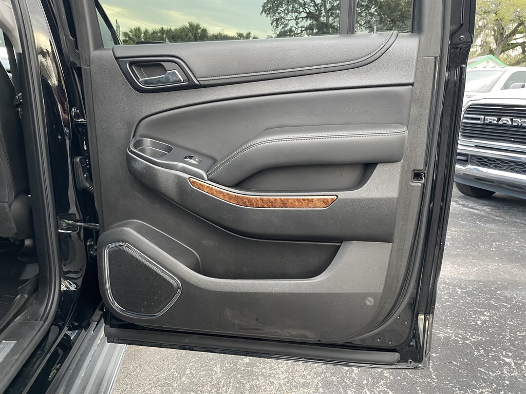 2018 Chevrolet Suburban - $18,999