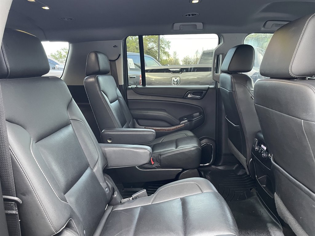 2018 Chevrolet Suburban - $18,999