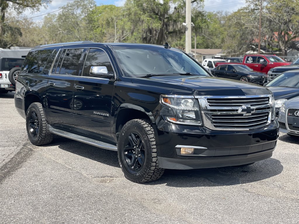 2018 Chevrolet Suburban - $18,999