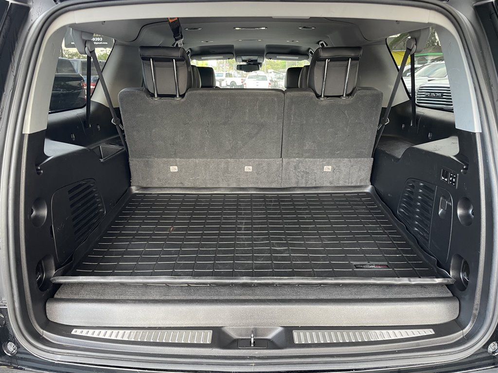 2018 Chevrolet Suburban - $18,999