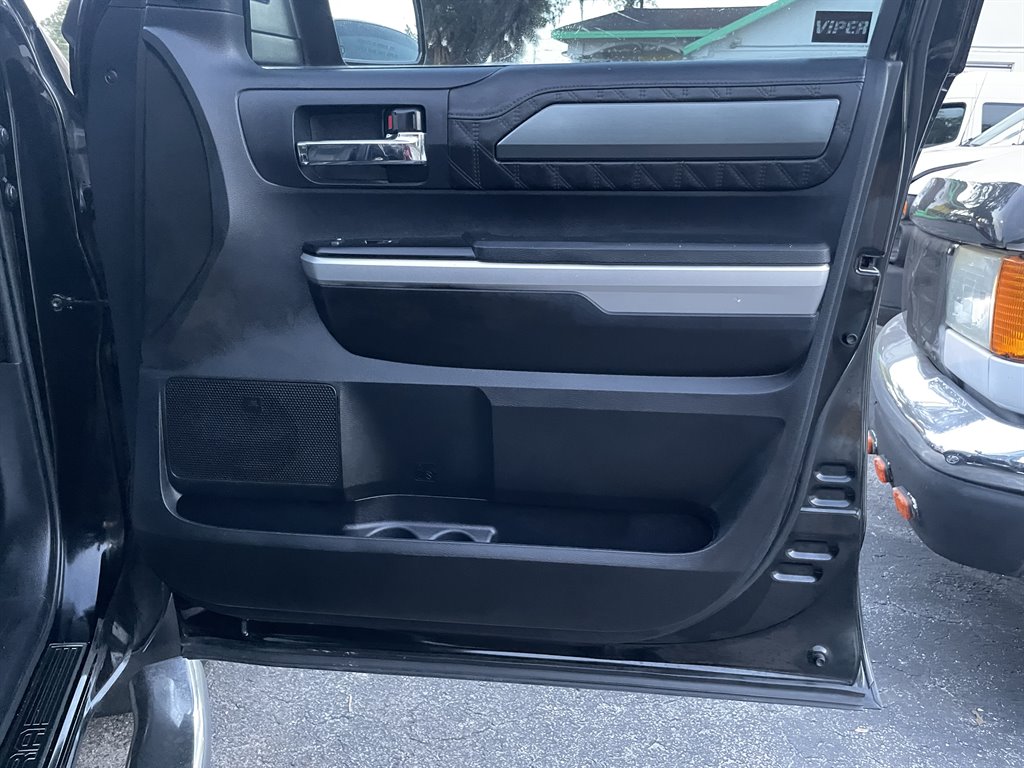 2016 Toyota Tundra - $32,999