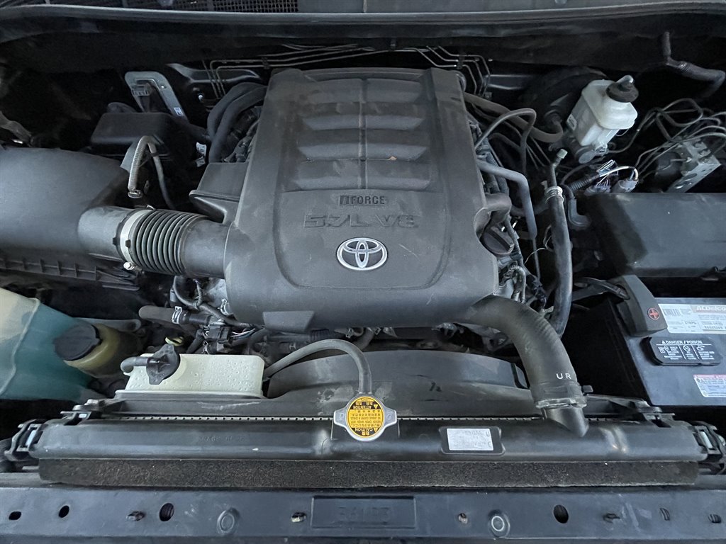 2016 Toyota Tundra - $32,999