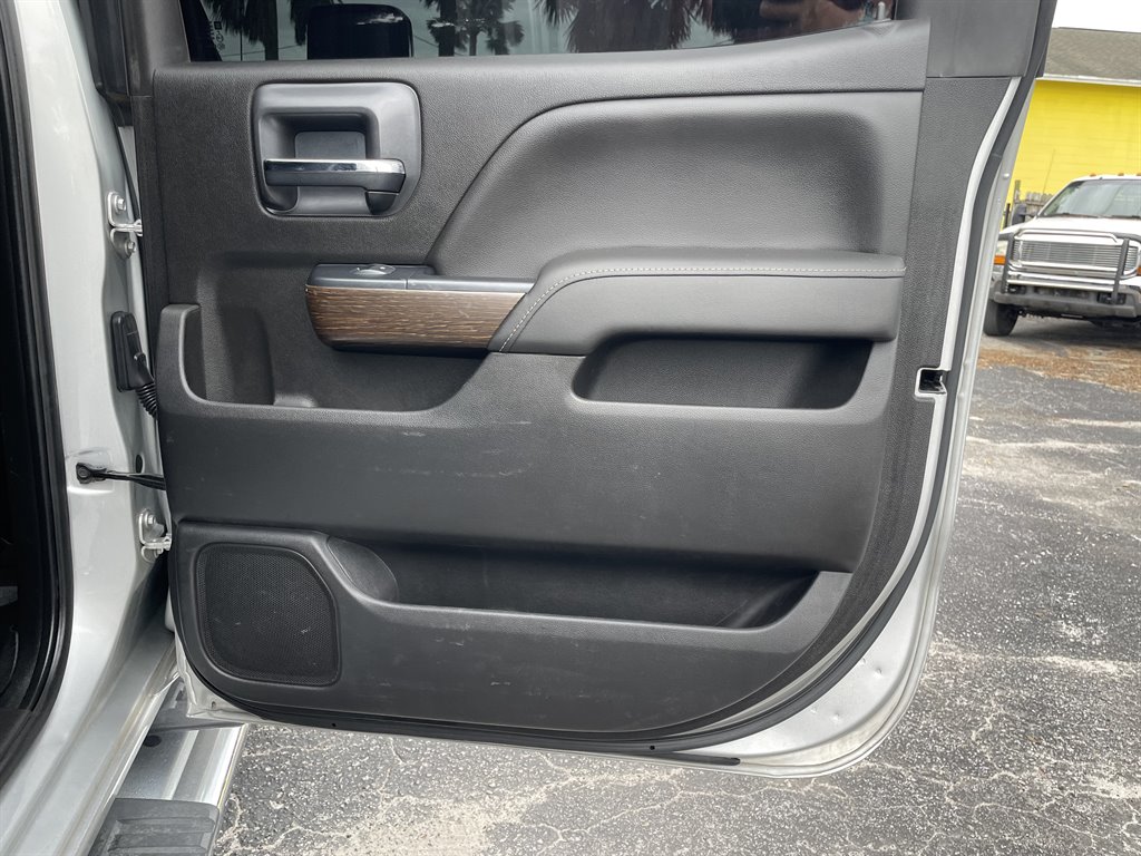 2018 GMC Sierra - $40,999