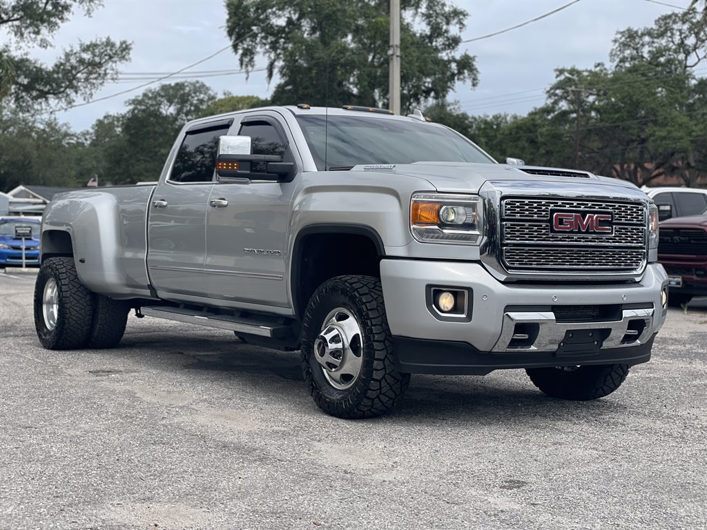 2018 GMC Sierra - $40,999