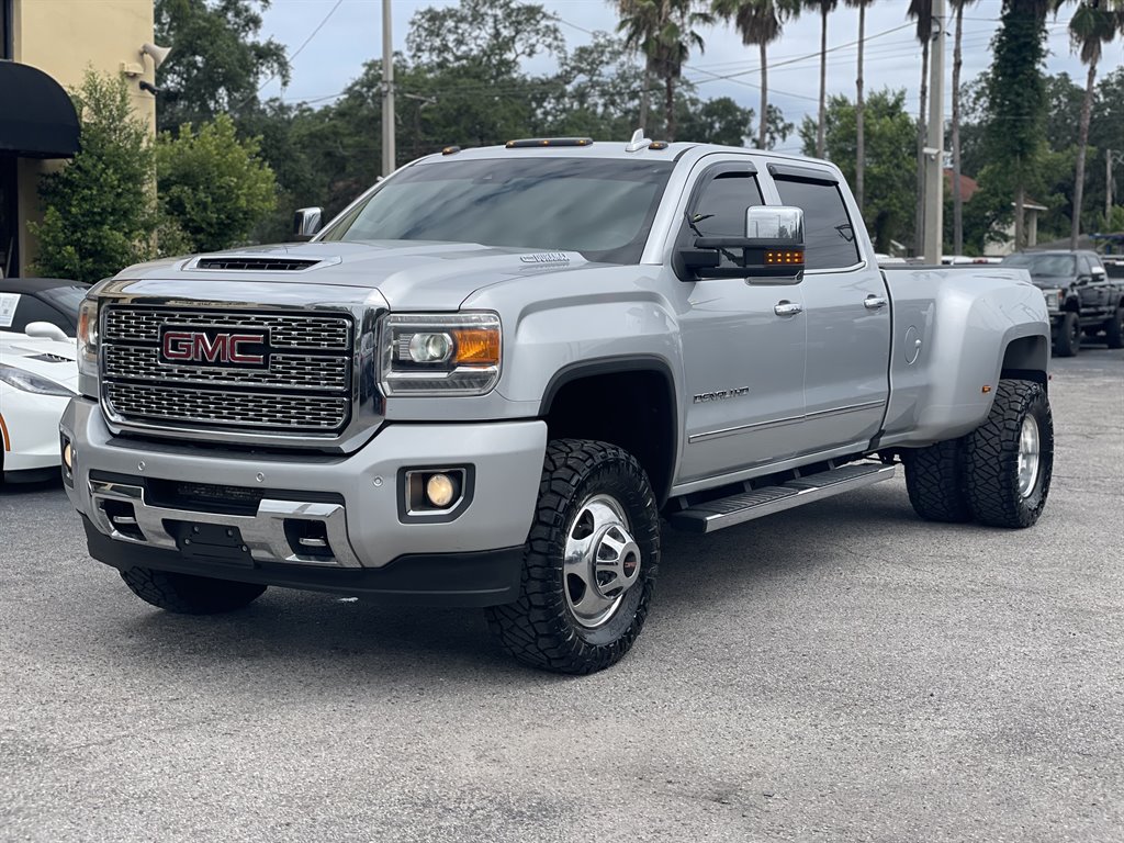 2018 GMC Sierra - $40,999
