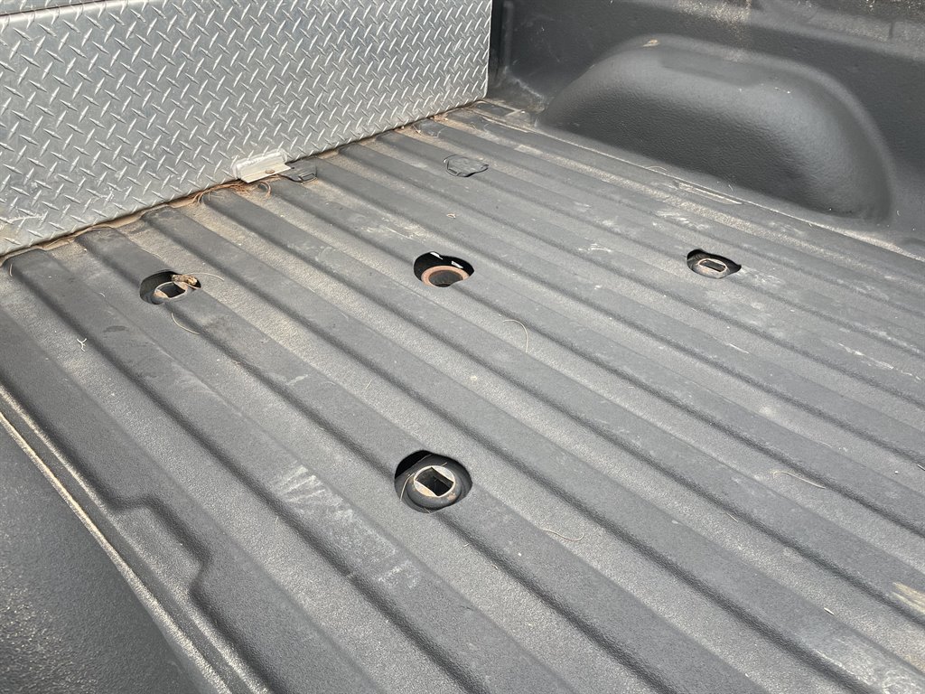 2018 GMC Sierra - $40,999