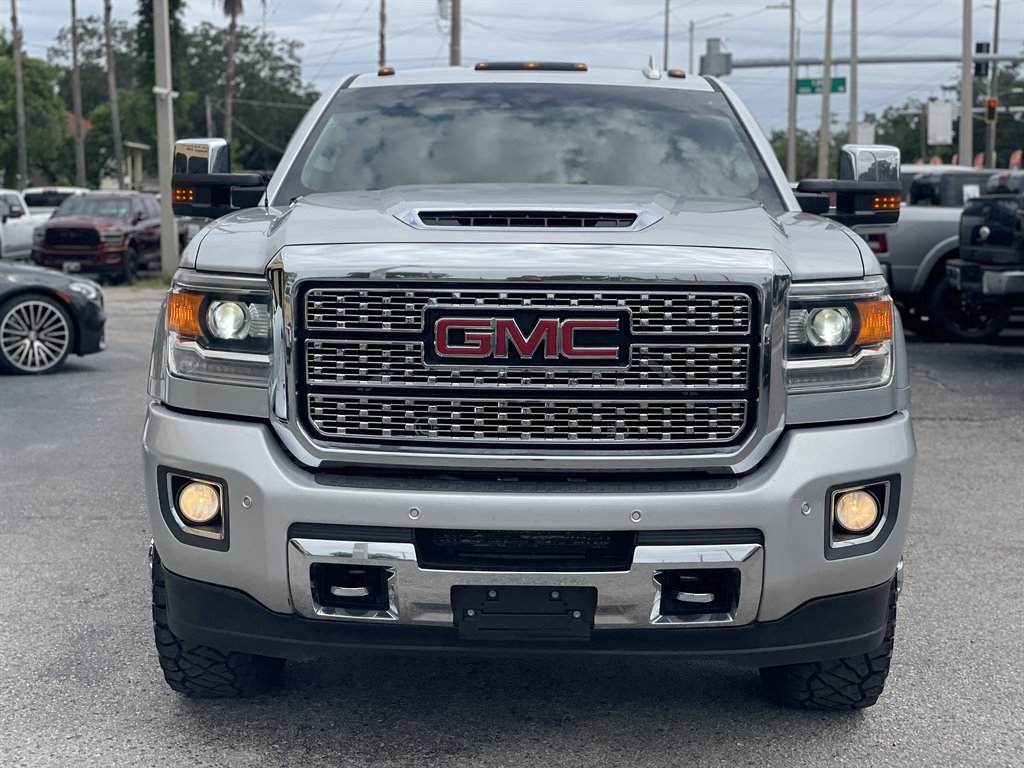 2018 GMC Sierra - $40,999