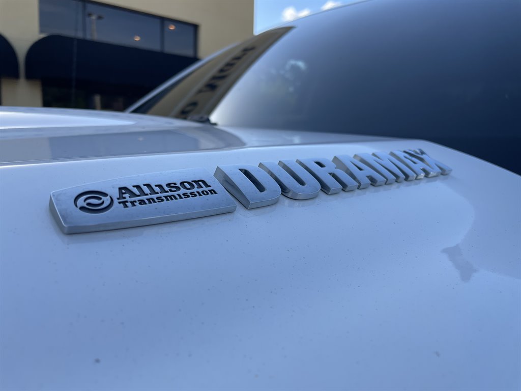 2018 Chevrolet Silverado - $31,999