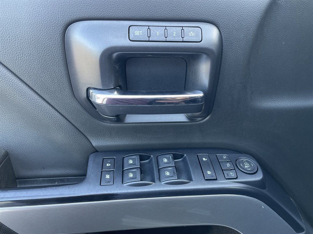 2018 Chevrolet Silverado - $31,999