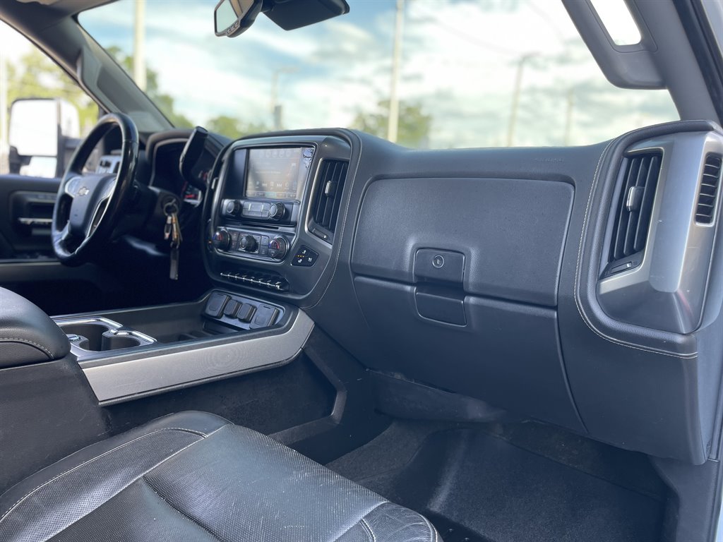 2018 Chevrolet Silverado - $31,999