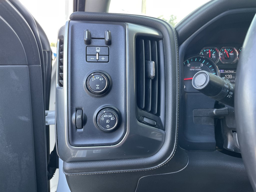 2018 Chevrolet Silverado - $31,999