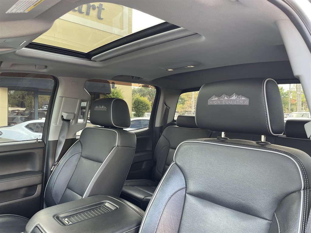 2019 Chevrolet Silverado 3500 High Country photo