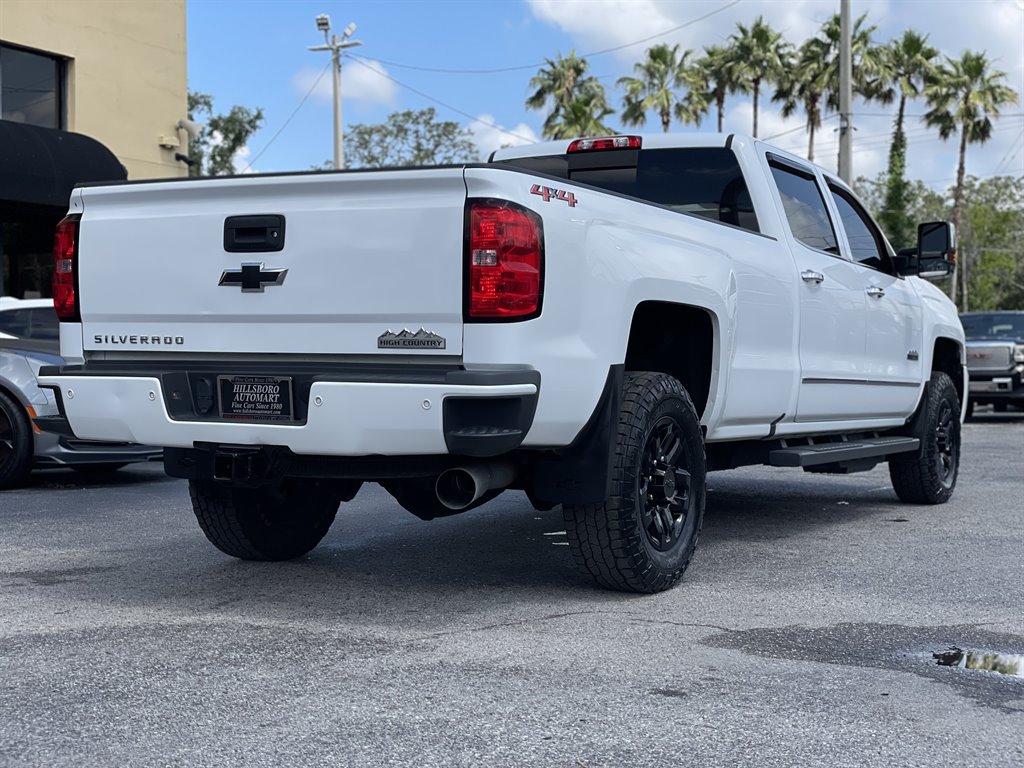 2019 Chevrolet Silverado 3500 High Country photo