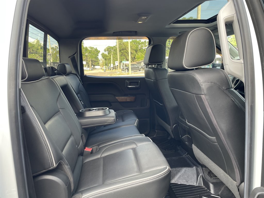 2019 Chevrolet Silverado 3500 High Country photo