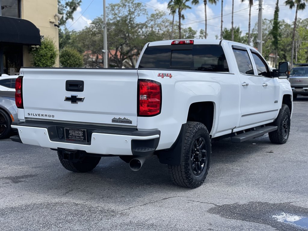 2019 Chevrolet Silverado 3500 High Country photo