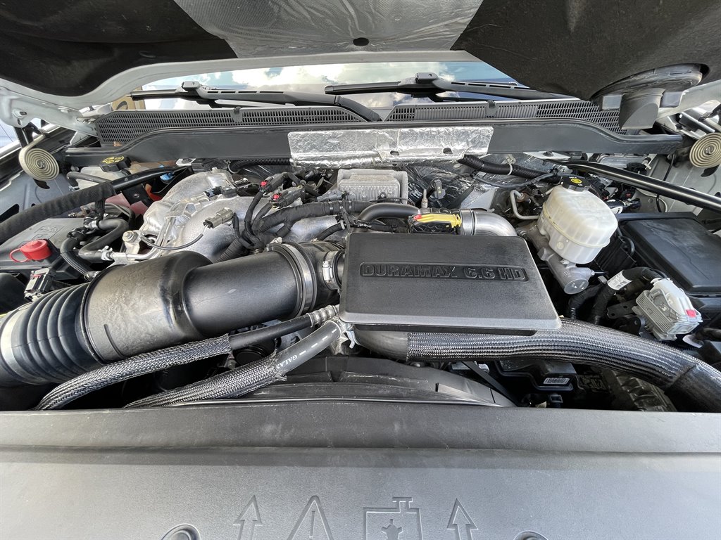 2019 Chevrolet Silverado 3500 High Country photo