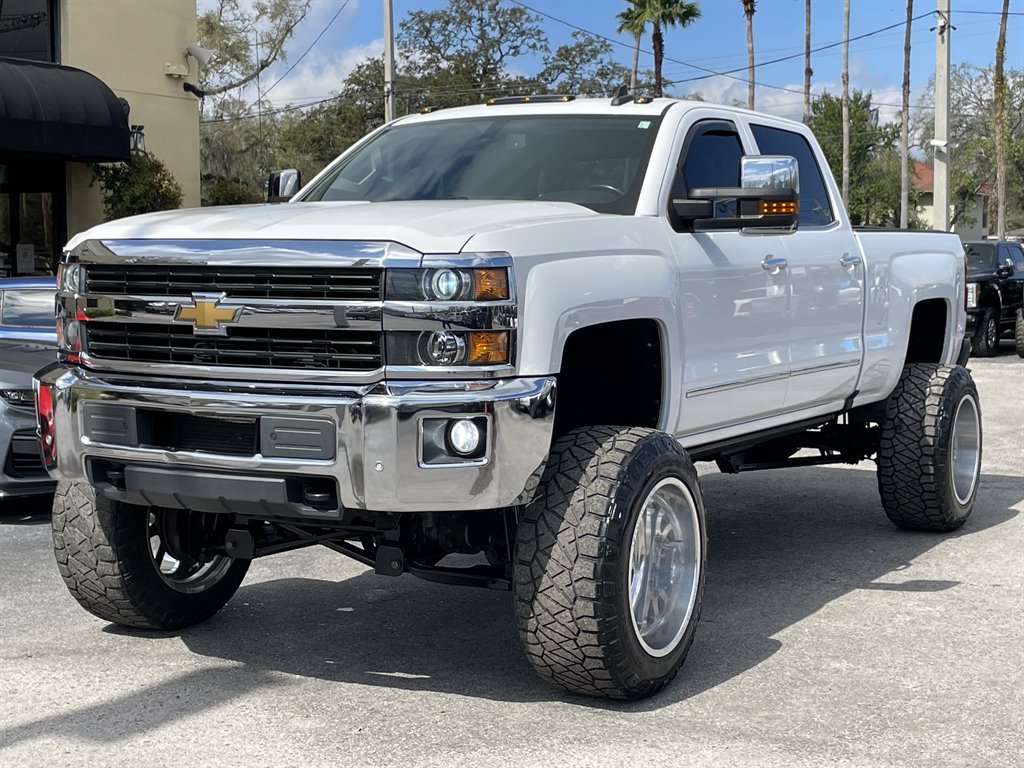 2016 Chevrolet Silverado 2500 LTZ photo