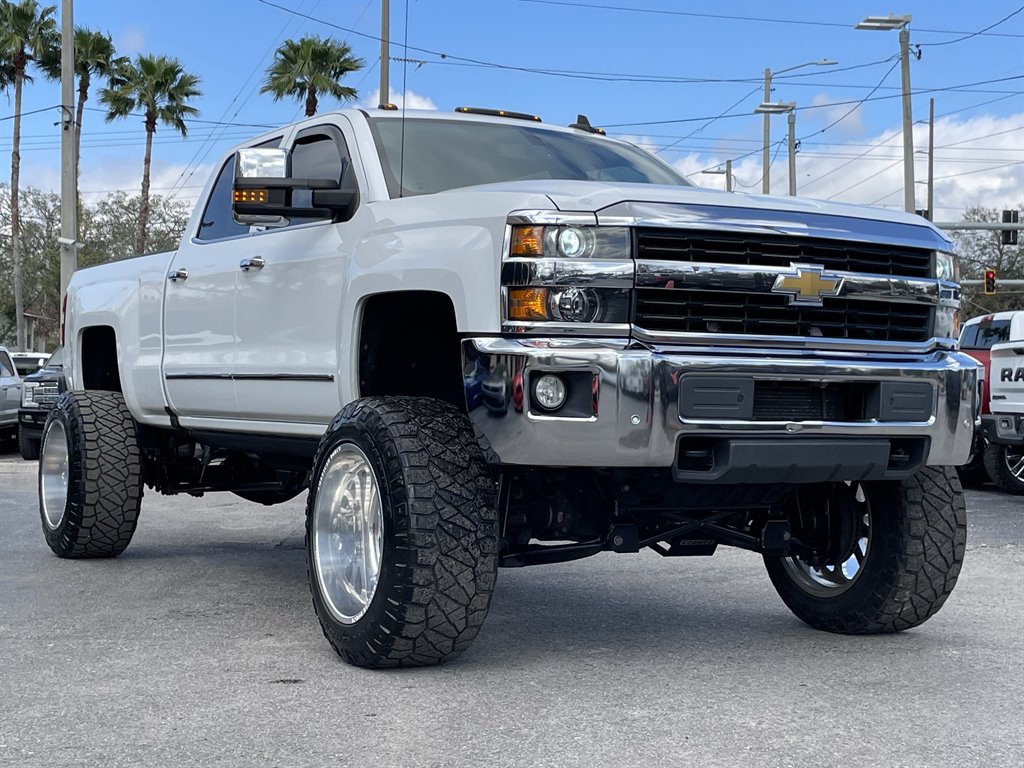 2016 Chevrolet Silverado 2500 LTZ photo
