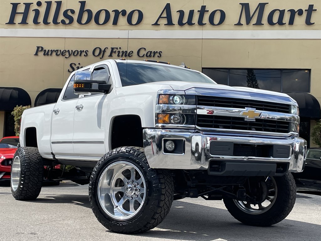 2016 Chevrolet Silverado 2500 LTZ photo