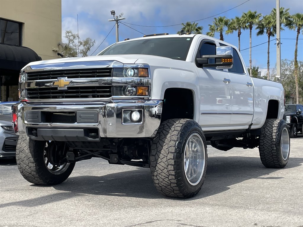 2016 Chevrolet Silverado 2500 LTZ photo