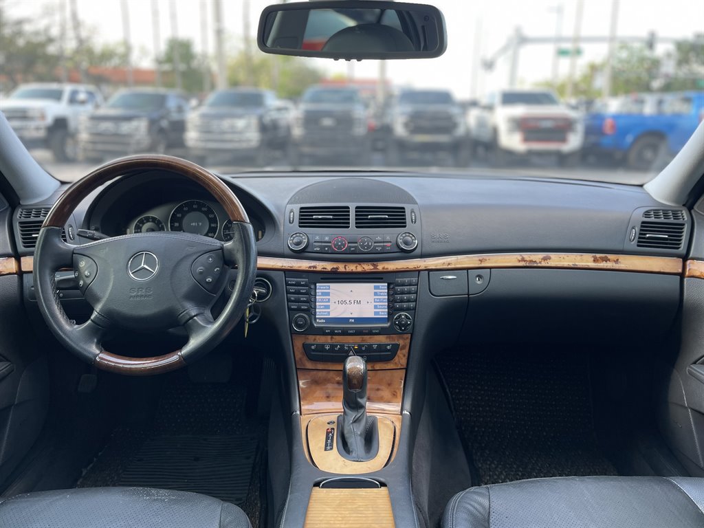 2006 Mercedes-Benz E-Class E350 photo