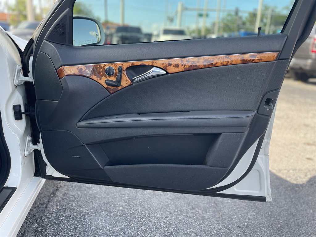 2006 Mercedes-Benz E-Class E350 photo