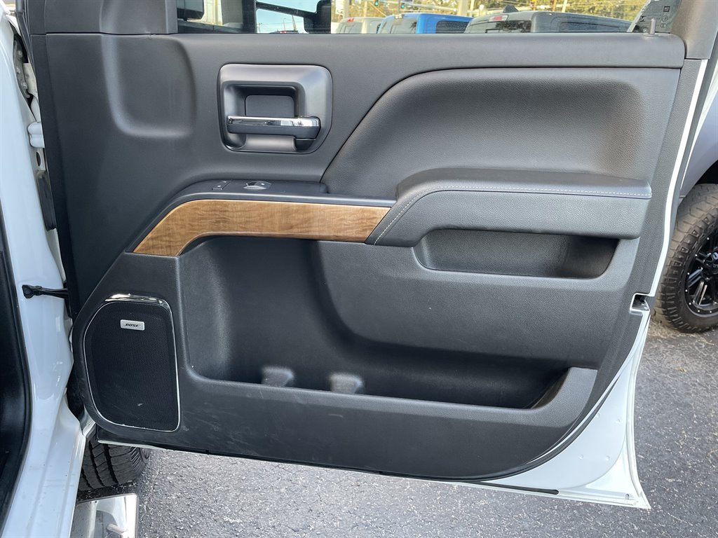 2019 Chevrolet Silverado 2500 LTZ photo