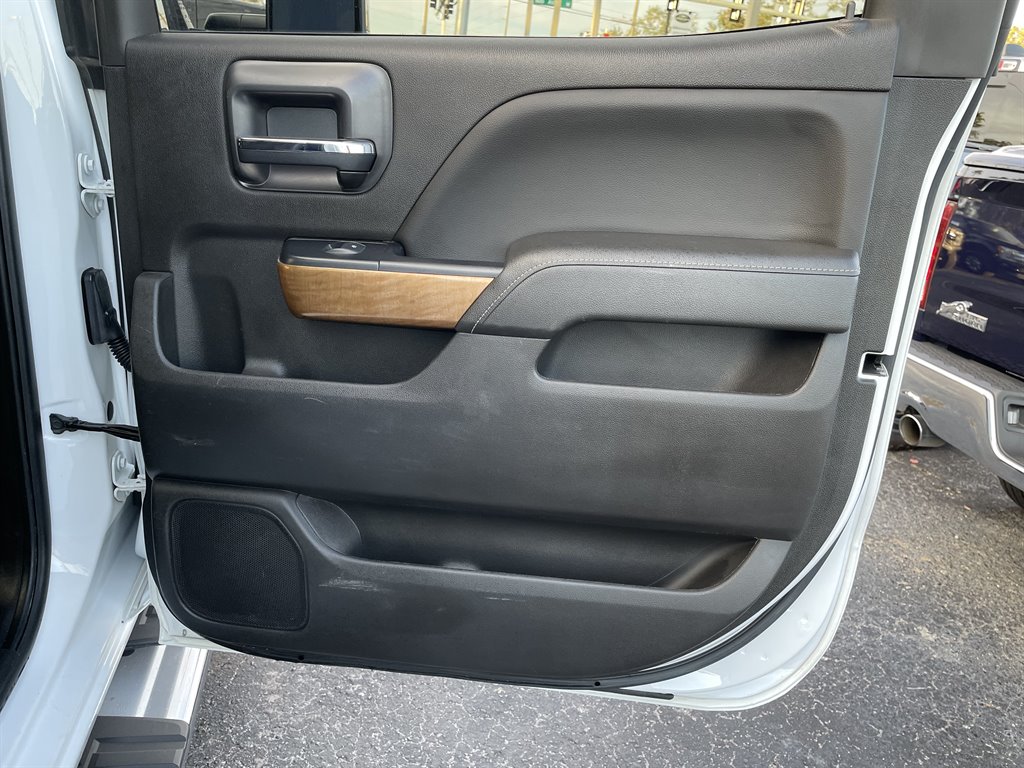 2019 Chevrolet Silverado 2500 LTZ photo
