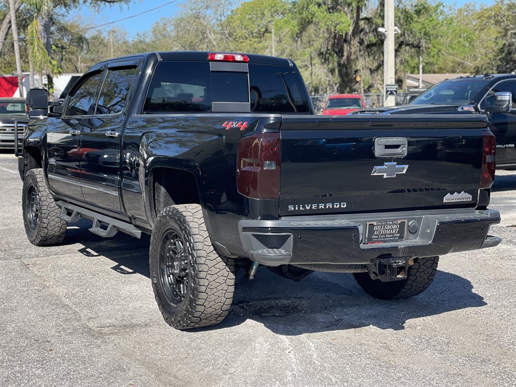 2018 Chevrolet Silverado 2500 High Country photo