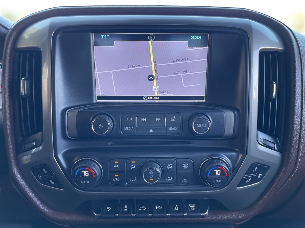 2018 Chevrolet Silverado 2500 High Country photo