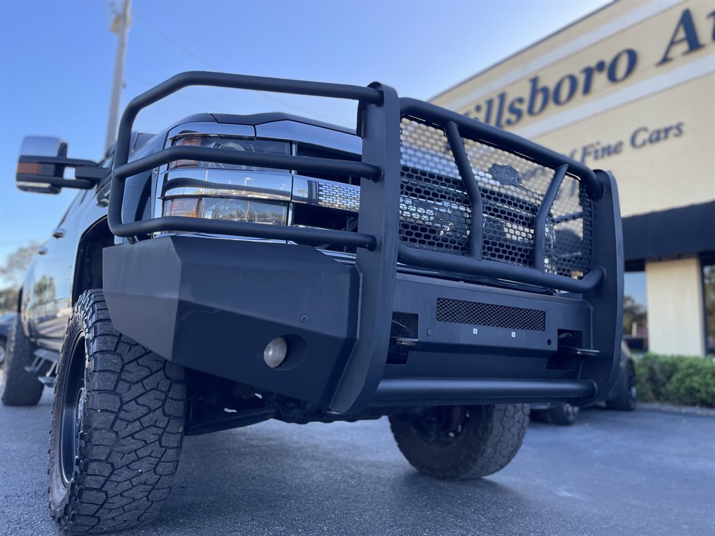 2018 Chevrolet Silverado 2500 High Country photo