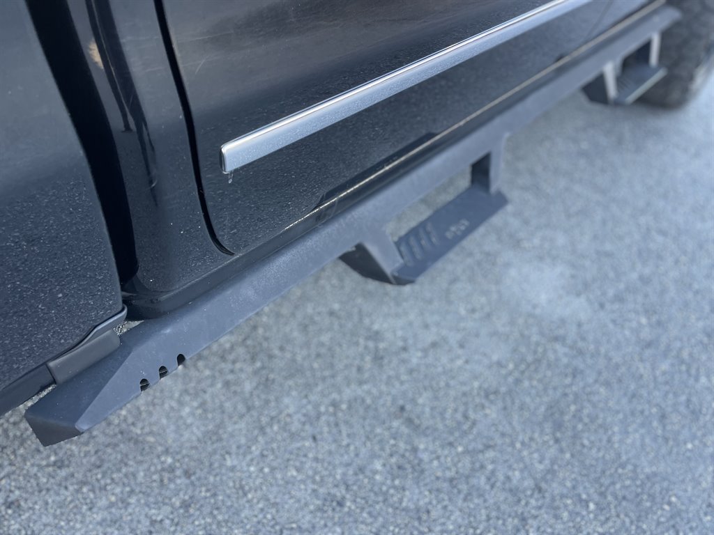 2018 Chevrolet Silverado 2500 High Country photo