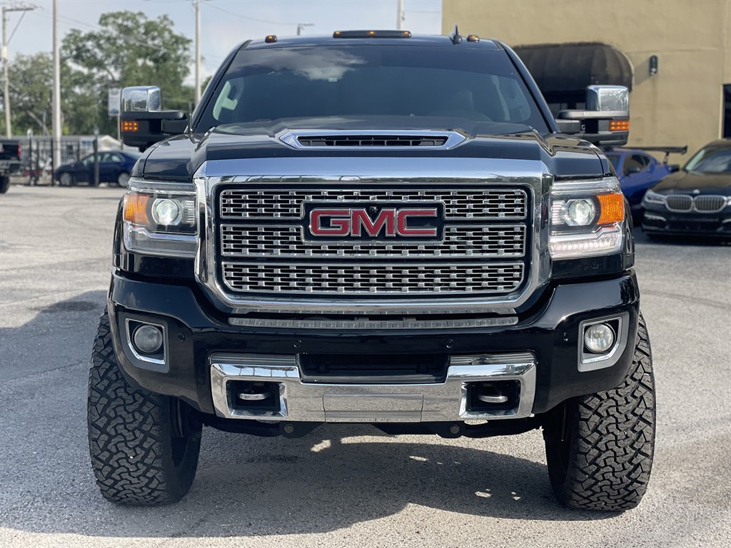2018 GMC Sierra - $39,999