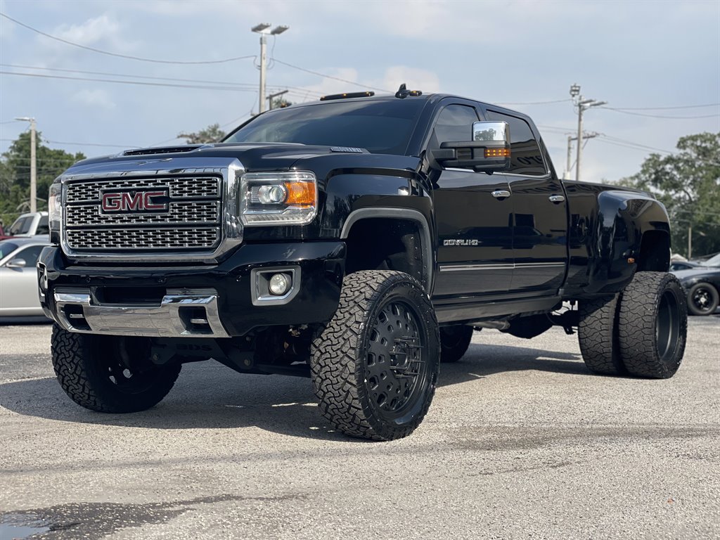 2018 GMC Sierra - $39,999