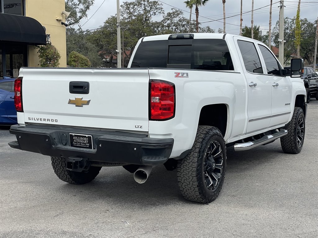 2018 Chevrolet Silverado 2500 LTZ photo