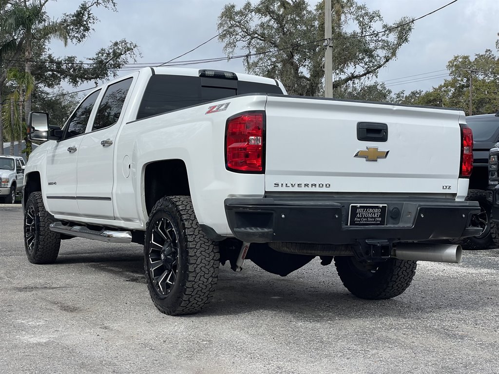 2018 Chevrolet Silverado 2500 LTZ photo
