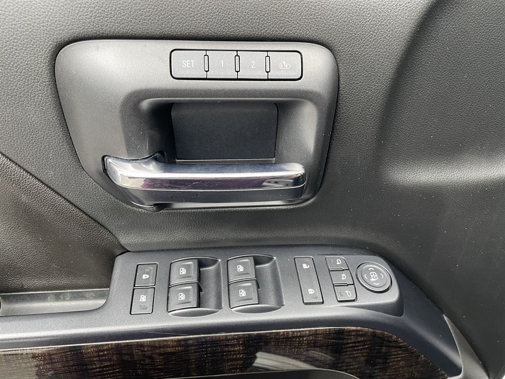 2016 GMC Sierra - $33,999