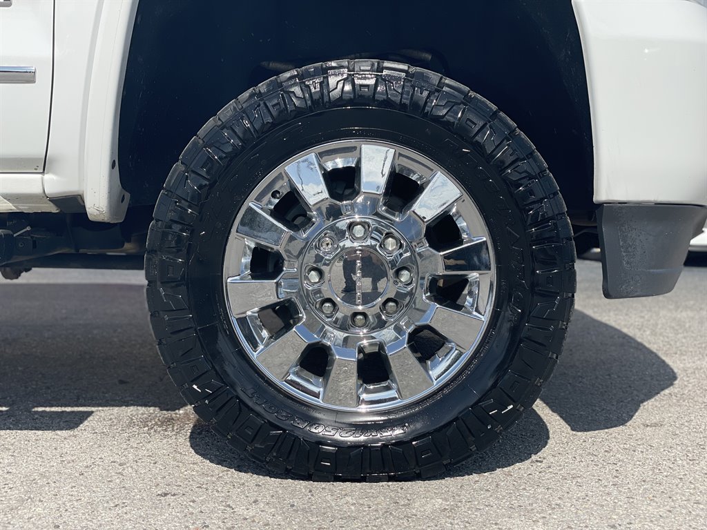 2016 GMC Sierra - $33,999