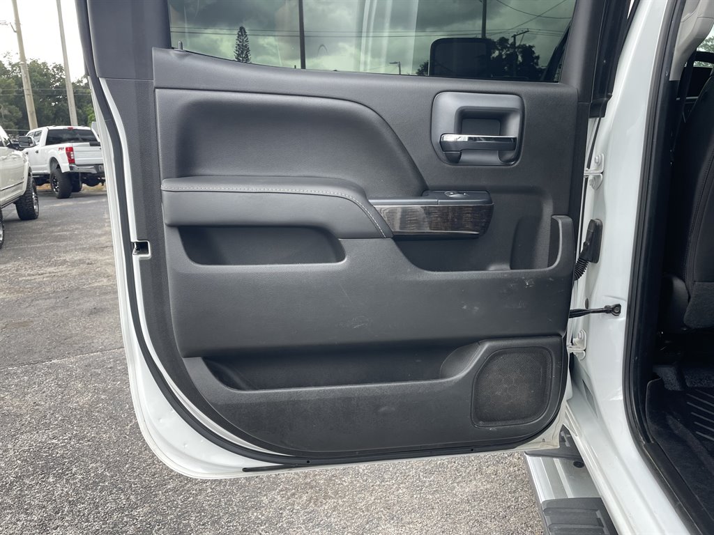 2016 GMC Sierra - $33,999