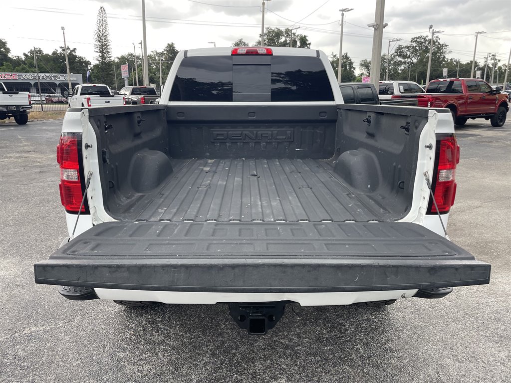 2016 GMC Sierra - $33,999