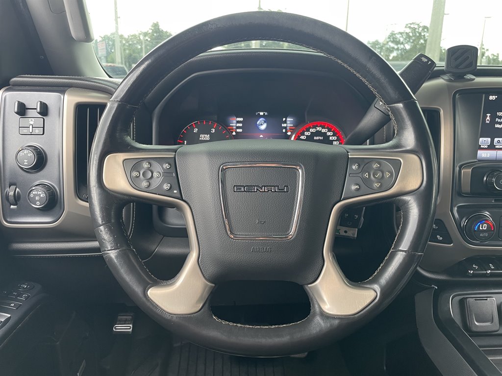 2016 GMC Sierra - $33,999