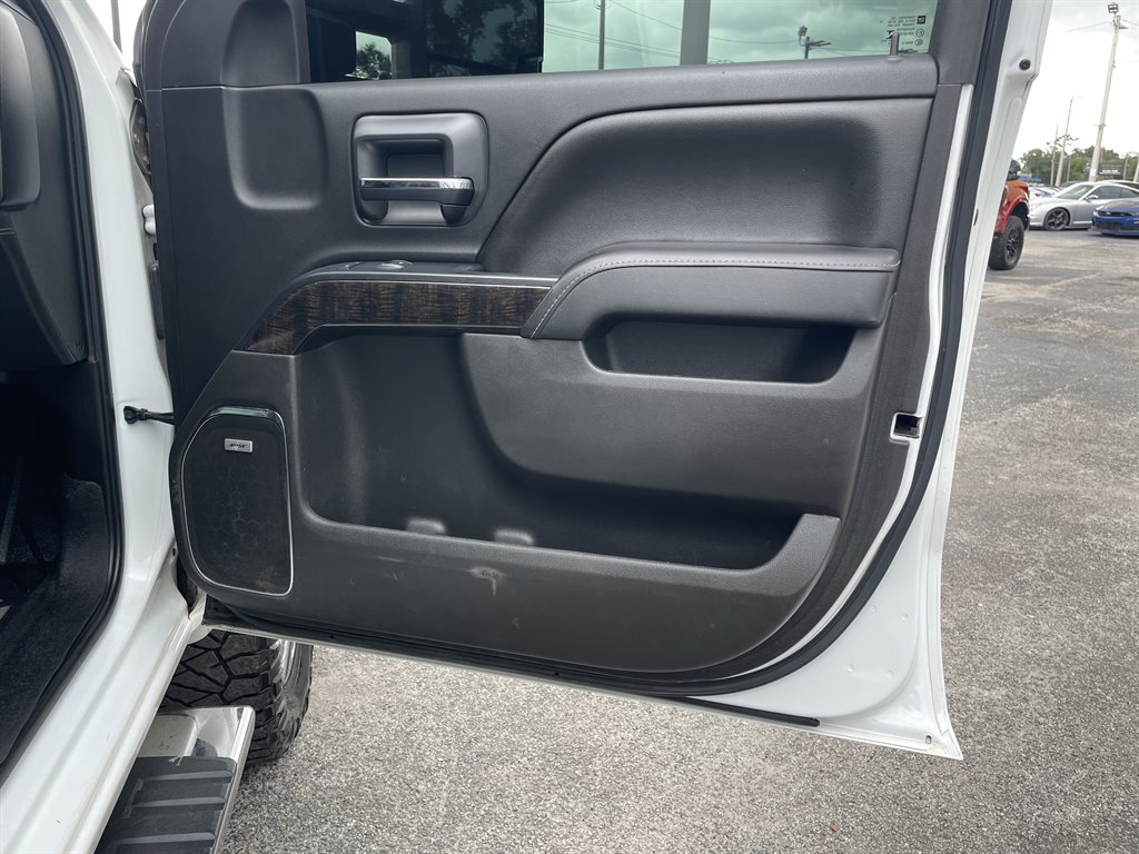 2016 GMC Sierra - $33,999
