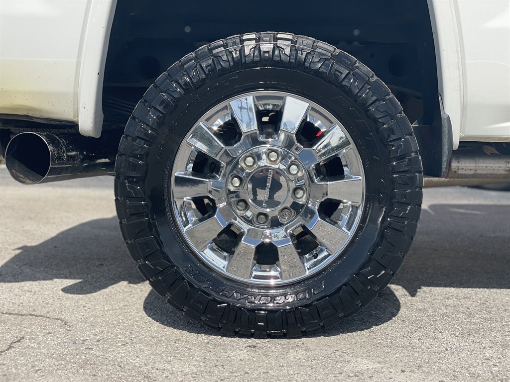 2016 GMC Sierra - $33,999