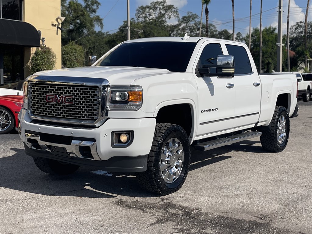 2016 GMC Sierra - $33,999